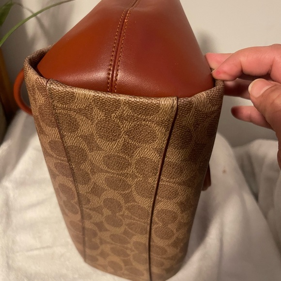 Coach Brown and Tan Signature Satchel - Picture 5 of 8